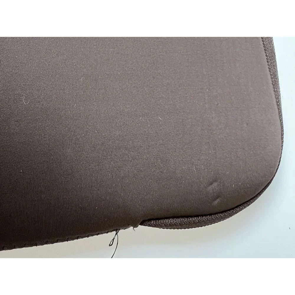 TUMI  Neoprene Tablet-Device-Cover-Padded Sleeve- Zipper Pull- 11